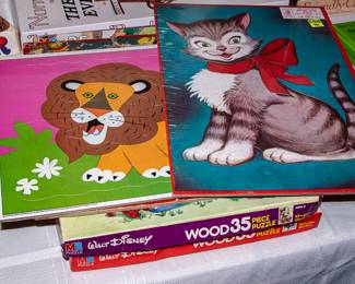 VINTAGE GAMES AND TOYS