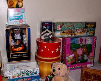 VINTAGE GAMES AND TOYS