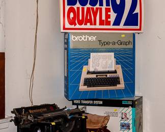 ANTIQUE TYPEWRITER - NEW BROTHER TYPEWRITER
