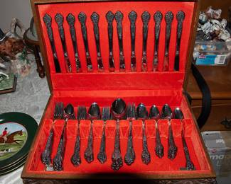 STAINLESS FLATWARE SET