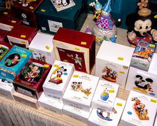 CLASSIC DISNEY FIGURINES AND ORNAMENTS