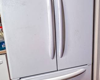 KENMORE REFRIGERATOR