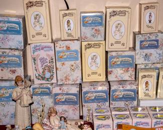 JAN HAGARA FIGURINES