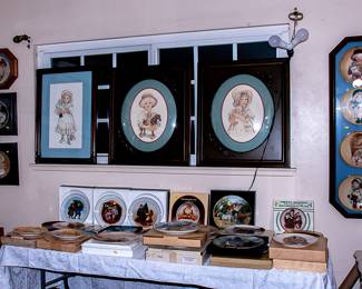 ROOMS ARE PACKED! JAN HAGARA