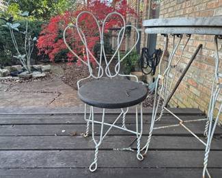 Vintage ice cream chairs and table
