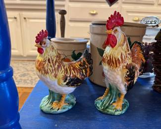 Rooster and chicken ceramics