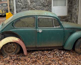 1971 VOLKSWAGEN MOTOR NOT LOCKED UP, HAS EXTRA PARTS CLEAR TITLE