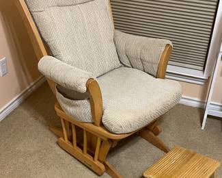 Solid wood glider rocker with stationary foot stool
