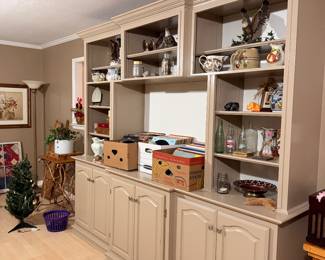 Teapot and pitcher collection 