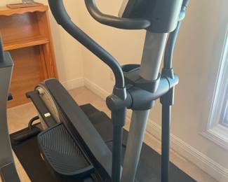 Elliptical trainer $200