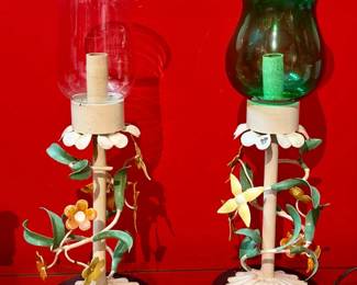 (2) Vintage Floral Table Lamps