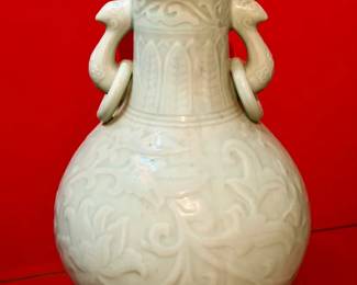 Large Chinese Longquan celadon vase