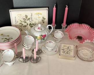 Vintage Pink Floral Decor