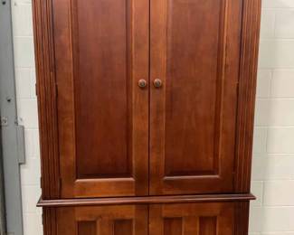 Hooker Furniture Cherry Wood Entertainment Center