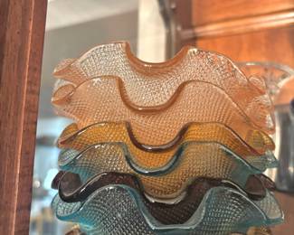 Mid Century Multicolor Glass Ruffled Edge Waffle Pattern Nesting Bowls & Appetizer Plates
