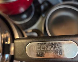 #139	Denmark Cookware - set of 6 pieces	 $20.00 
