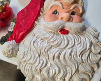 #164	Plaster Santa Clause Head - 18x16	 $20.00 
