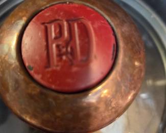 #140	Paula Deen - Set of 6 piece Cookware	 $20.00 
