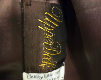 #132	Vintage Faux Fur - Upperdeck - Size Small/Medium	 $25.00 
