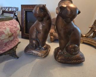 #108	Vintage Egyptian Sphinx Golden Cat Statue Bookends	 $30.00 
