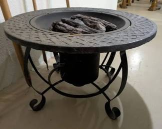 "Woodside Cypress Lane" in Aiken, SC Starts Closing Wed 12/17 at 8pm. Pickup is Fri 12/19 from 12-6pm.  Please click here to view more photos, descriptions, and current bids:  https://ctbids.com/estate-sale/40979