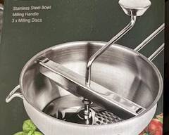 Several pieces of kitchen items, some new