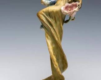 Amphora Art Nouveau Centerpiece