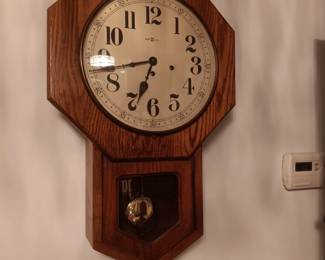 Howard Miller regulator clock, works