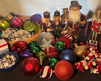 004 043 The Night Before