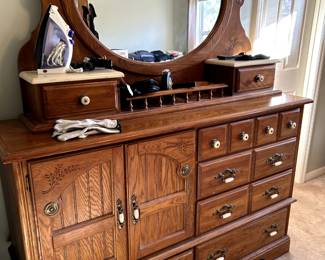 dresser with mirror