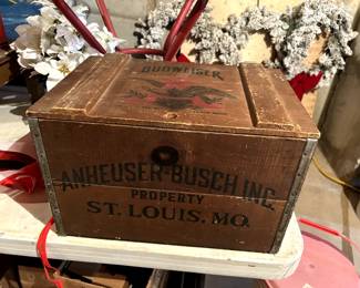 vintage budwiser box
