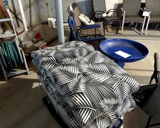 outdoor chair cushions, like new