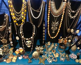 vintage costume jewelry