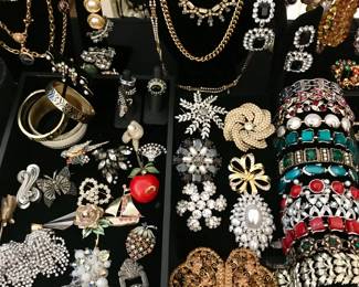 vintage costume jewelry