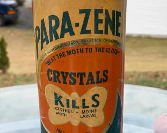 vintage Reliable Para-Zene decorative tin