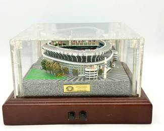 New York Yankees Gold Series Old Yankee Stadium replica