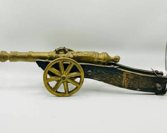 14” Miniature Wood & Brass Cannon