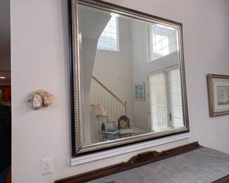 . . . great accent mirror