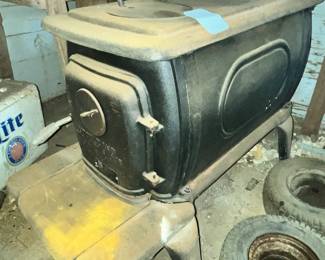 LARGE CAST IRON BOX HEATER