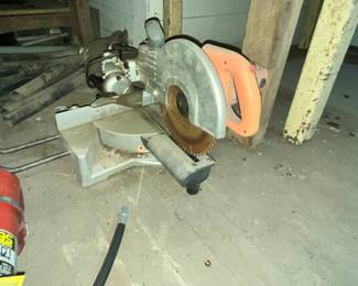 MITER SAW