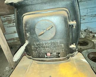 VOGELZANG BOXWOOD STOVE MODEL BX42E