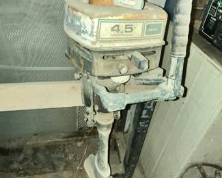 VINTAGE 4.5 HP OUTBOARD