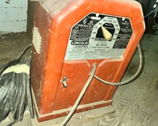 LINCOLN ELECTRIC WELDER