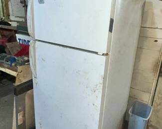 2 door fridge