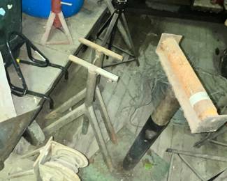 WELDING STANDS
