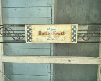 REMEMBER "BUTTERCRUST"? WE HAVE THE ENTIRE DOOR!!