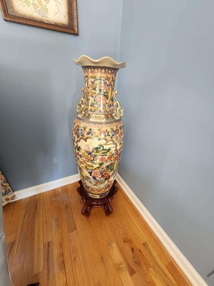 Collectibles, Vintage Toys & Games and Beautiful starts on 1/15