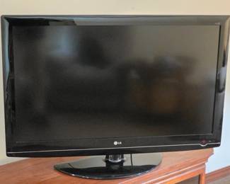 50 LG42inchLCDHDTVFullHD1080pResolution