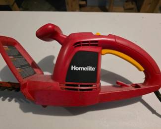85 Homelite17CordedElectricHedgeTrimmer