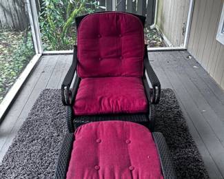 45 HamptonBayBlackWickerPatioChairOttoman